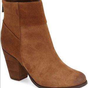 🏵Arturo Chiang Hadley Bootie-Tan Suede🏵